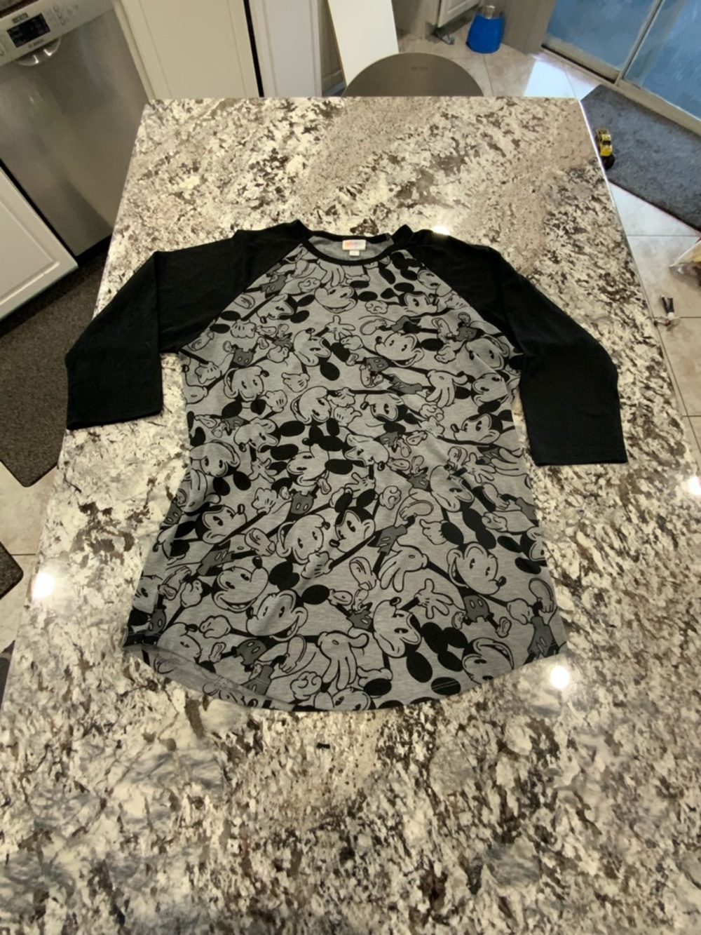 LulaRoe Mickey Mouse Randy Top Black Gray 3/4 Sleeve Baseball Tee Shirt Size XL